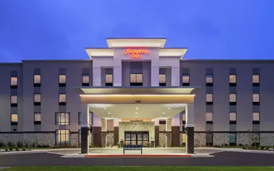 Photo 2 - Hampton Inn Sikeston