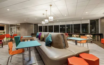 Photo 3 - Home2 Suites by Hilton Sarasota - Bradenton Airport, FL
