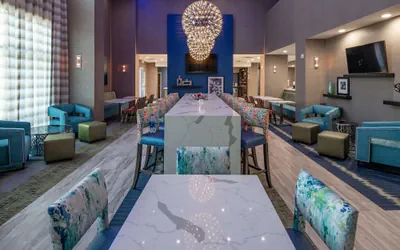 Photo 3 - Hampton Inn & Suites Dallas/Plano Central