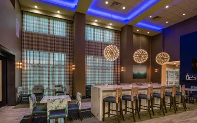 Photo 4 - Hampton Inn & Suites Dallas/Plano Central