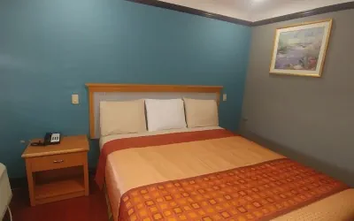 Photo 5 - Travel Eagle Inn Motel