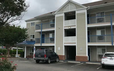 Studio 6 Extended Stay - Fayetteville, NC - Fort Liberty Area