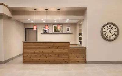 Photo 5 - Country Inn & Suites by Radisson, Ft. Atkinson, WI