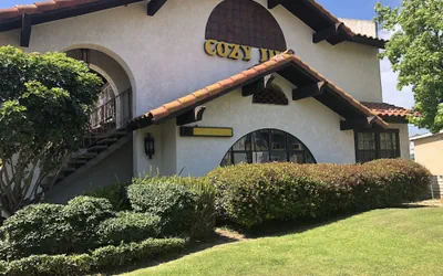 Photo 2 - Cozy Inn