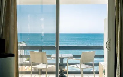 Photo 2 - Laguna Cove Hotel