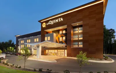 Photo 2 - La Quinta Inn & Suites by Wyndham Rock Hill