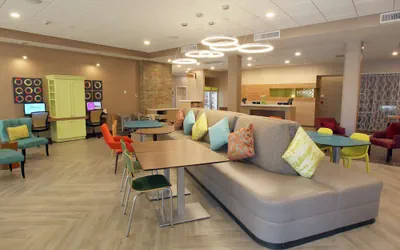 Photo 3 - Home2 Suites by Hilton Nampa