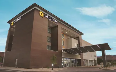 Photo 2 - La Quinta Inn & Suites by Wyndham Kanab