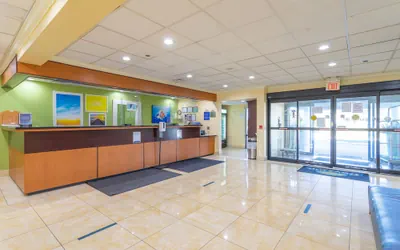 Photo 4 - Days Inn by Wyndham Absecon Atlantic City Area