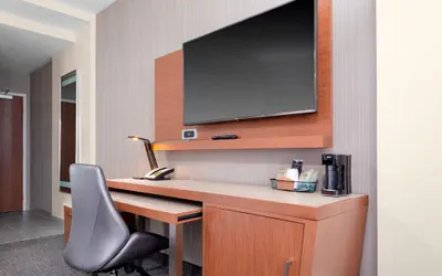 Photo 4 - Courtyard by Marriott DeLand Historic Downtown