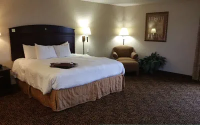 Photo 5 - Hampton Inn & Suites Gallup