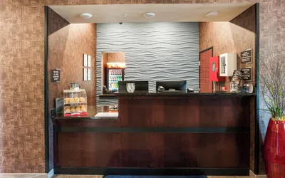 Photo 5 - Cobblestone Hotel & Suites - Appleton International Airport