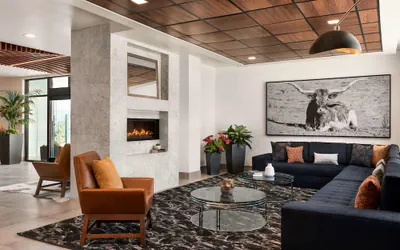 Photo 4 - La Quinta Inn & Suites by Wyndham San Luis Obispo Downtown