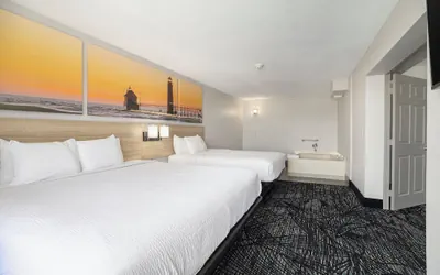 Photo 5 - Days Inn & Suites by Wyndham Norton Shores/Muskegon