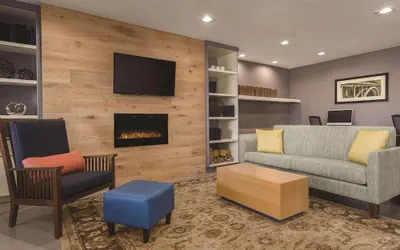 Photo 3 - Country Inn & Suites by Radisson, Lubbock Southwest, TX