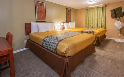 Photo 5 - Far West Motel