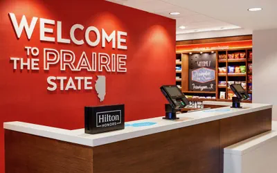 Photo 5 - Hampton Inn & Suites Chicago Waukegan