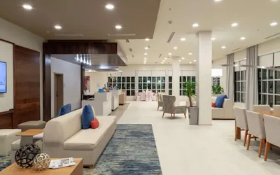 Photo 3 - Hilton Garden Inn Tampa-Wesley Chapel, FL