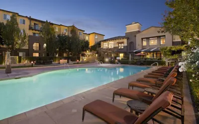 Photo 2 - Bluebird Suites in Santa Clara