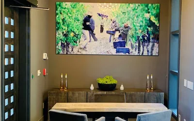 Photo 2 - R Inn Napa