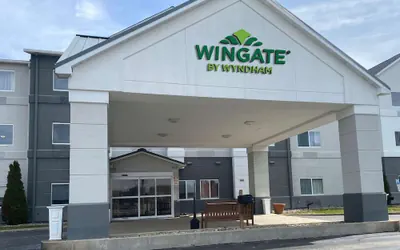 Photo 2 - Wingate by Wyndham Uniontown
