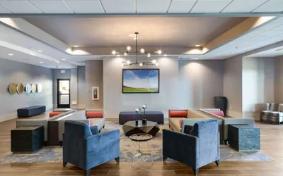 Photo 4 - Comfort Suites Kennewick at Southridge