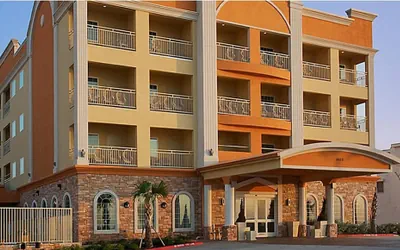 Photo 3 - Holiday Inn Express & Suites Galveston West-Seawall by IHG