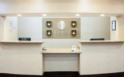 Photo 4 - Comfort Inn & Suites Regional Medical Center