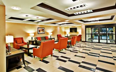 Photo 3 - Holiday Inn Express Hotel & Suites Crawfordsville by IHG