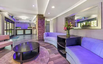 Photo 4 - Best Western Plus Avita Suites