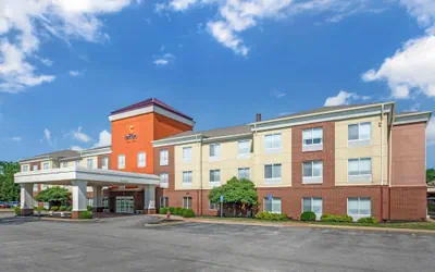 Photo 2 - Comfort Suites French Lick