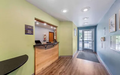 Photo 3 - Extended Stay America Select Suites - Tuscaloosa