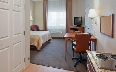 Photo 4 - Candlewood Suites Turlock by IHG