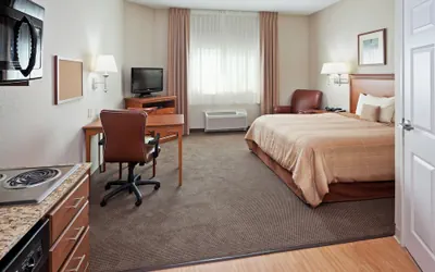 Photo 5 - Candlewood Suites Turlock by IHG