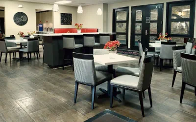 Photo 5 - Hawthorn Suites by Wyndham Lubbock