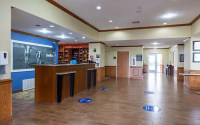 Photo 4 - Hampton Inn Alice