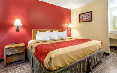 Photo 5 - Rodeway Inn Jeffersonville - Washington Court House