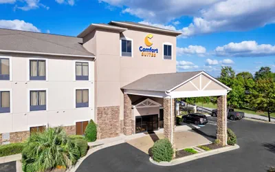 Photo 2 - Comfort Suites Augusta Riverwatch