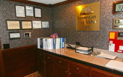 Photo 3 - Americas Best Value Inn Conyer