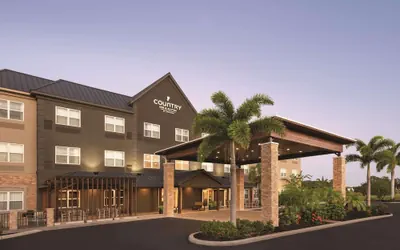 Photo 2 - Country Inn & Suites by Radisson, Bradenton-Lakewood Ranch, FL