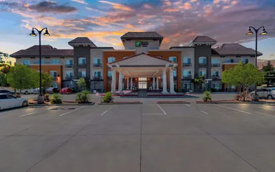 Photo 2 - Holiday Inn Express Hotel & Suites Banning by IHG