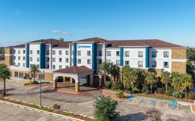 Photo 2 - Wyndham Lake Charles