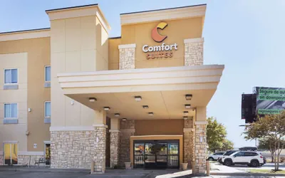Photo 2 - Comfort Suites West Dallas - Cockrell Hill