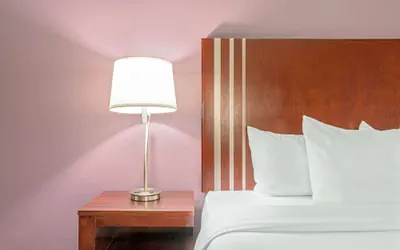 Photo 4 - La Quinta Inn & Suites by Wyndham Oklahoma City -Yukon