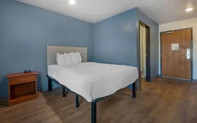 Photo 4 - Extended Stay America Select Suites - Orlando - Sanford - Airport