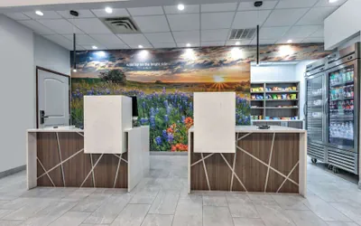 Photo 3 - La Quinta Inn & Suites by Wyndham Allen at The Village