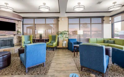 Photo 4 - Comfort Suites Fort Stockton