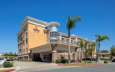 Photo 2 - Comfort Suites Ontario Airport Convention Center