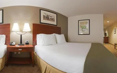 Photo 5 - Holiday Inn Express Inn & Suites Searcy by IHG