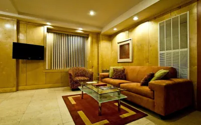 Photo 5 - The Eldon Luxury Suites